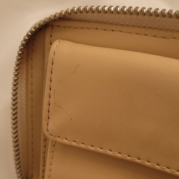 Guess wallet - Picture 4 of 5